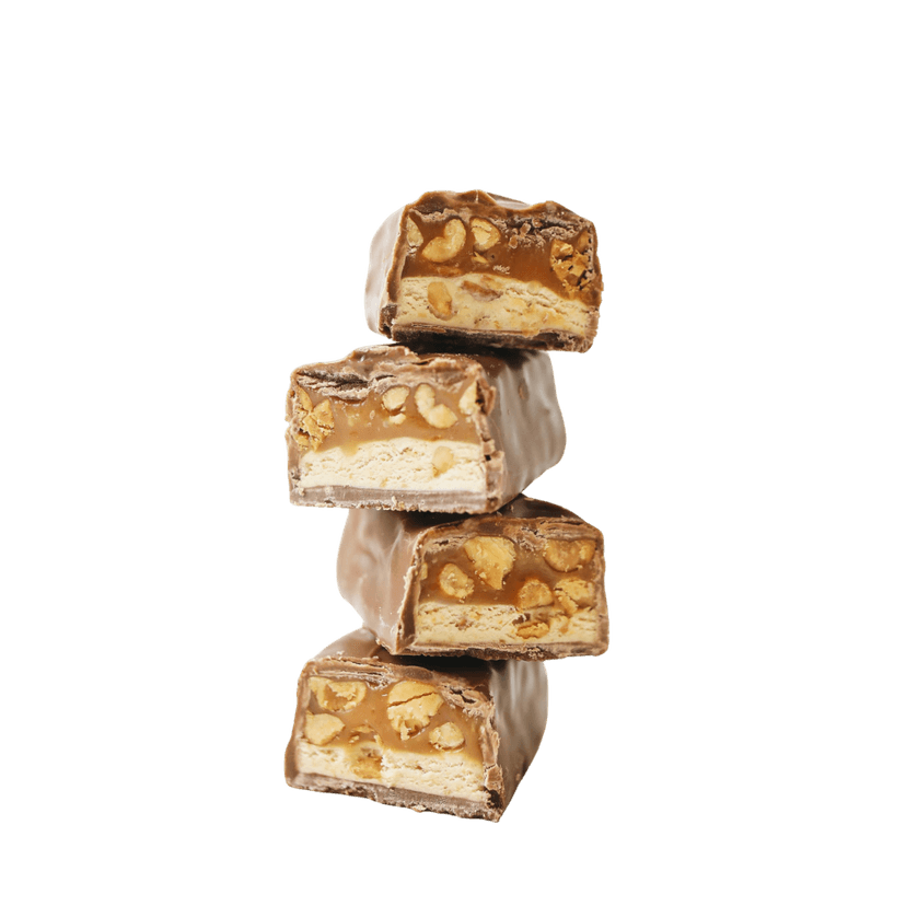 Reduced sugar nougat and caramel snack bar pieces